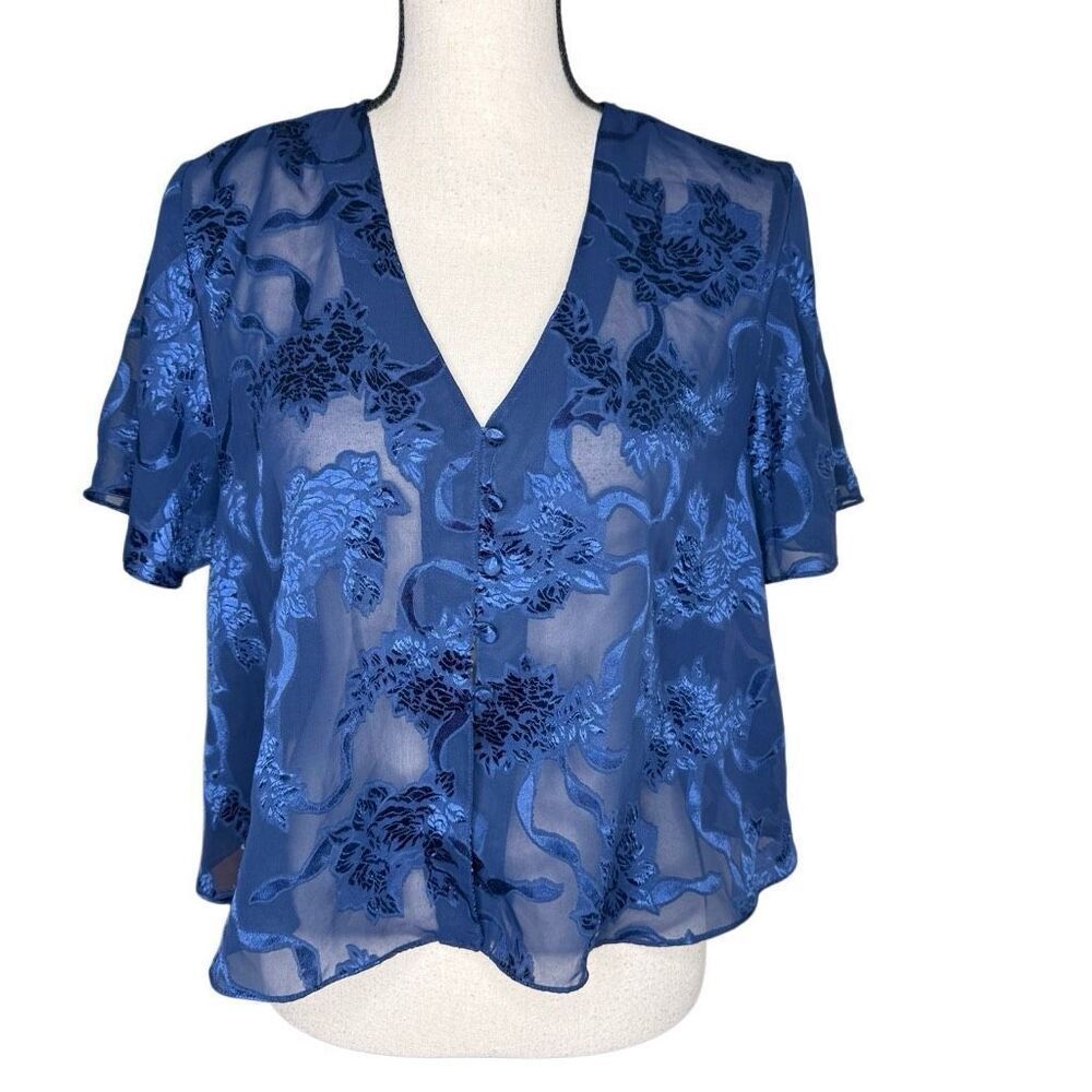 Vintage Victoria’s Secret Top Blue Sheer Embossed Floral Cropped SzS, Romantic